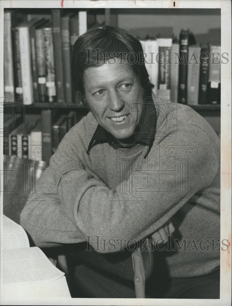 1974 David Hartman Double Features Night At Movies Actor - Historic Images