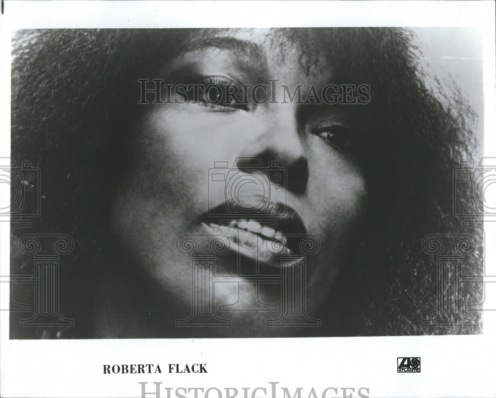 Press Photo Black singer Roberta Flack - Historic Images