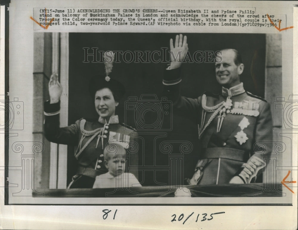 1966 Queen Elizabeth II &amp; Prince Phillip &amp; Prince Edward - Historic Images