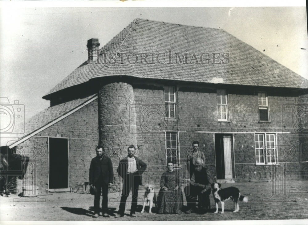 1983 Nebraska Sod House Gordon Haumont Home Broken Bow 1884 - Historic Images