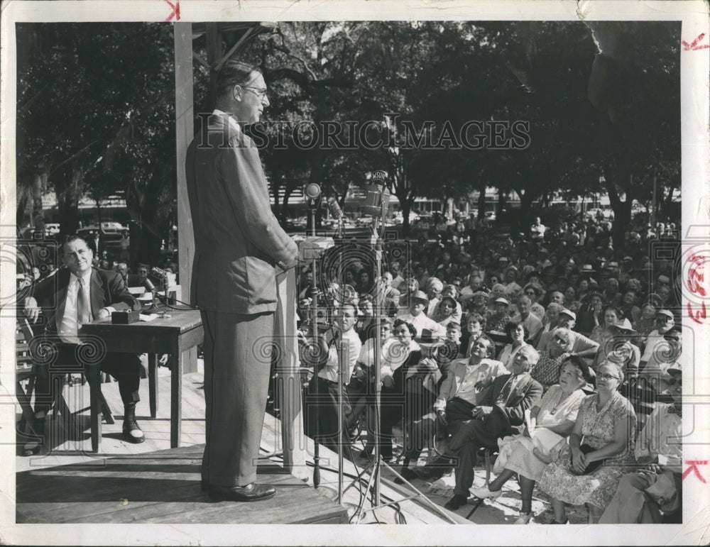 1963 Senator Estes Kefauver St. Petersburg Speech - Historic Images