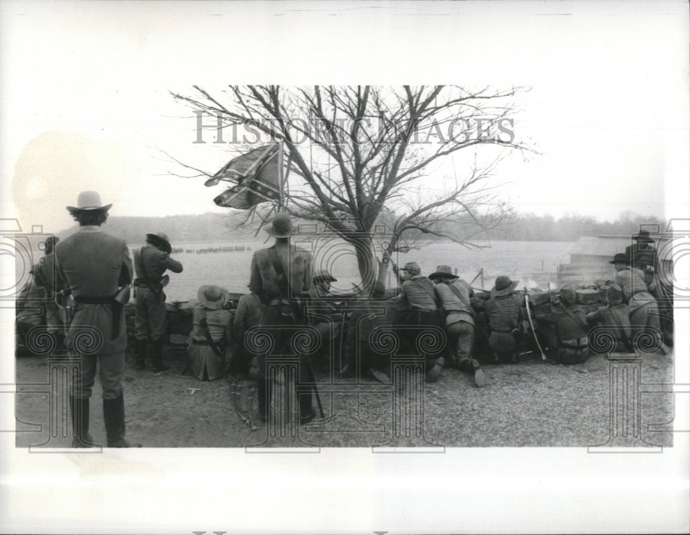 1982 Soldiers at the battle line in the blue and the gray - Historic Images