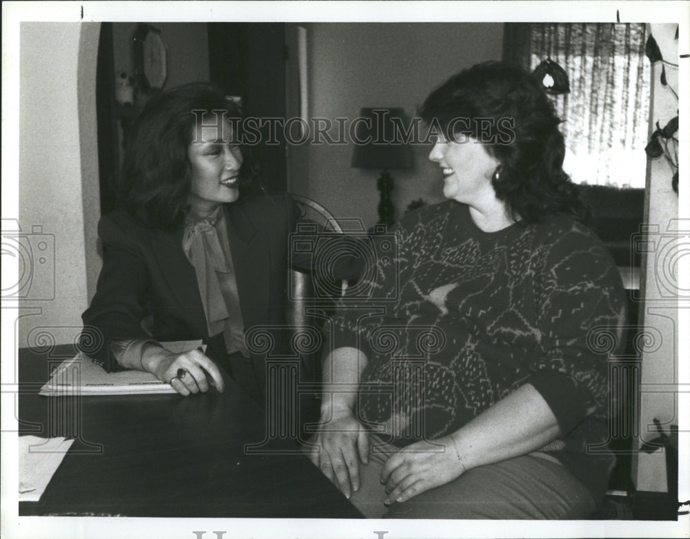 1987 Press Photo Surrogate Motherood. - Historic Images
