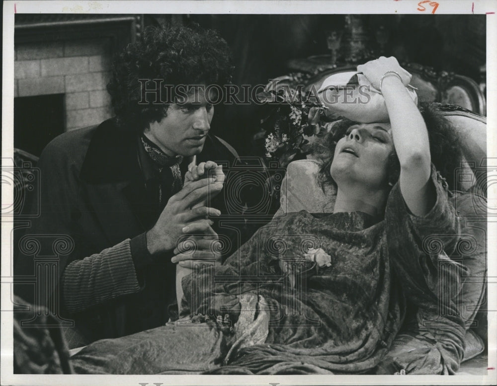 1975 Michael Nouri & Kathryn Walker star in "Beacon Hill" - Historic Images