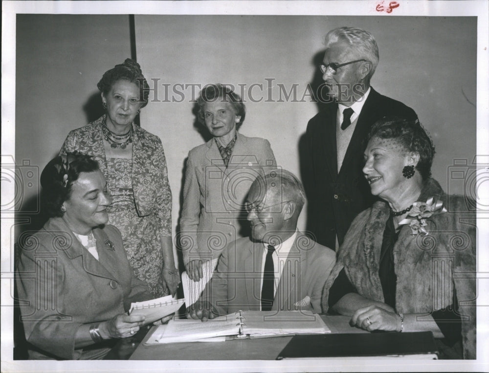 1961 Mrs SD Boylson Gayer Dominick Mrs AD Corson Mrs AA Laughlin - Historic Images