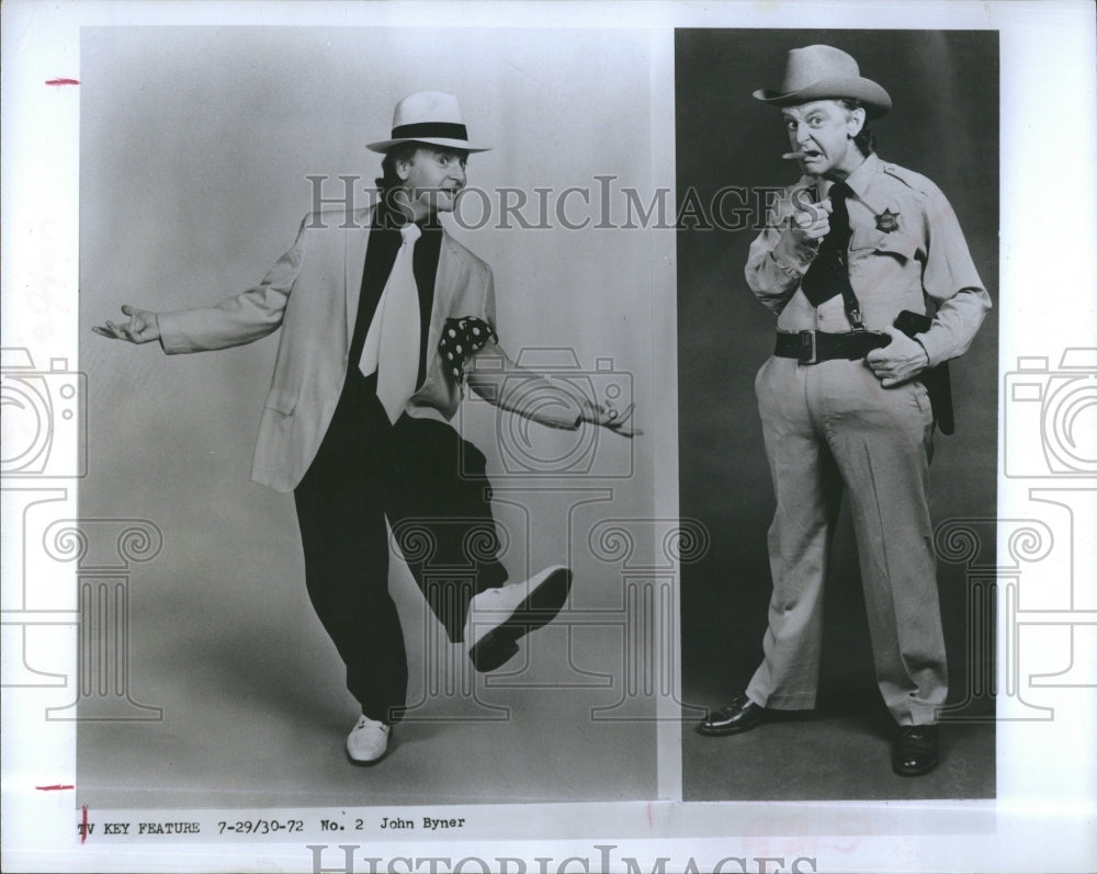 Press Photo Actor John  Byner posing for photos - Historic Images