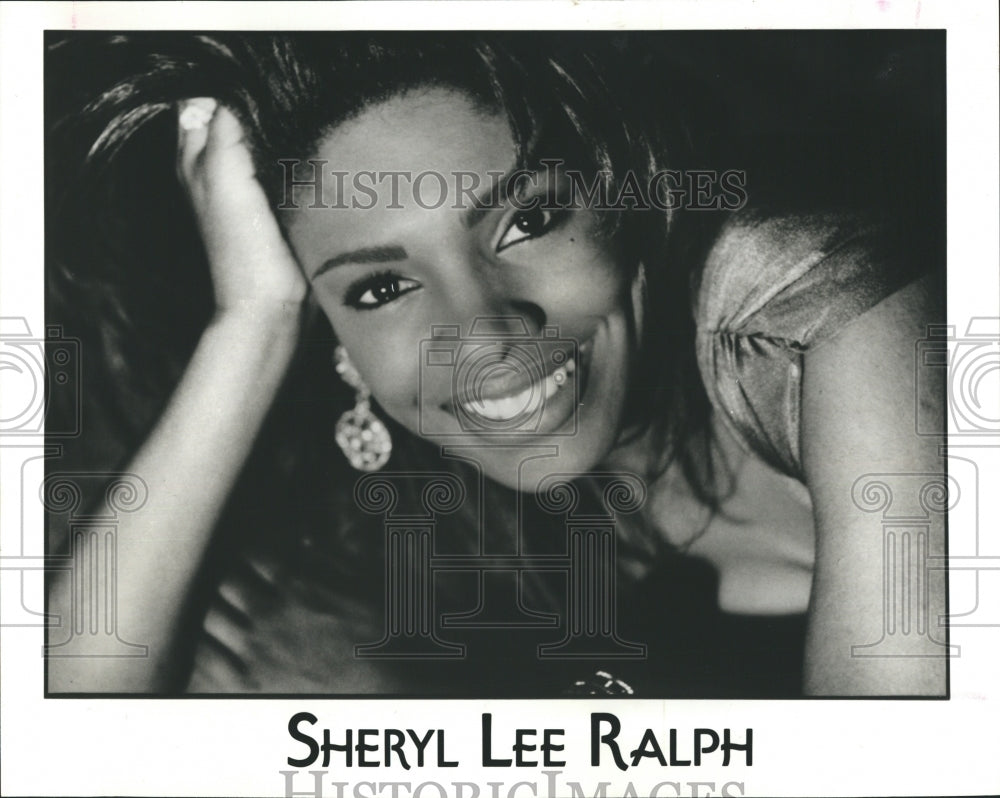 1992 Press Photo Singer Sheryl Lee Ralph - Historic Images