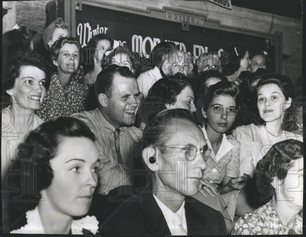 1942 Faces of Audience Members - Historic Images