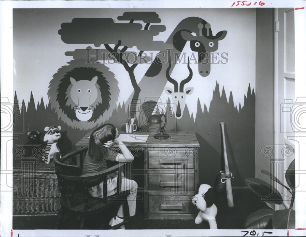 1982 Jungle Animal Wall Painting in Child's Room Decor Ideas - Historic Images