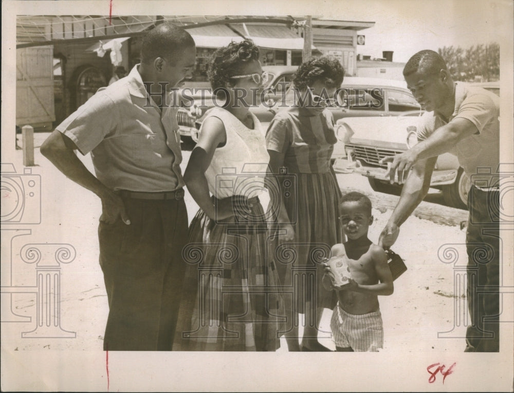 1969 Alphonso Mitchell Wife Juanita Dr. E. Cooper Wife Boy Marlin - Historic Images