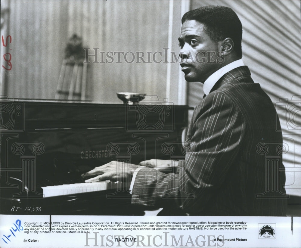 1984 Howard E Rollins in "Ragtime" - Historic Images