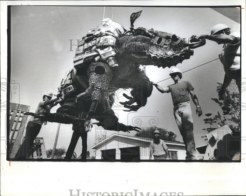 1980 Armadillo Sculptures Boyd Hill Nature Hill Paul Eppling Artist - Historic Images