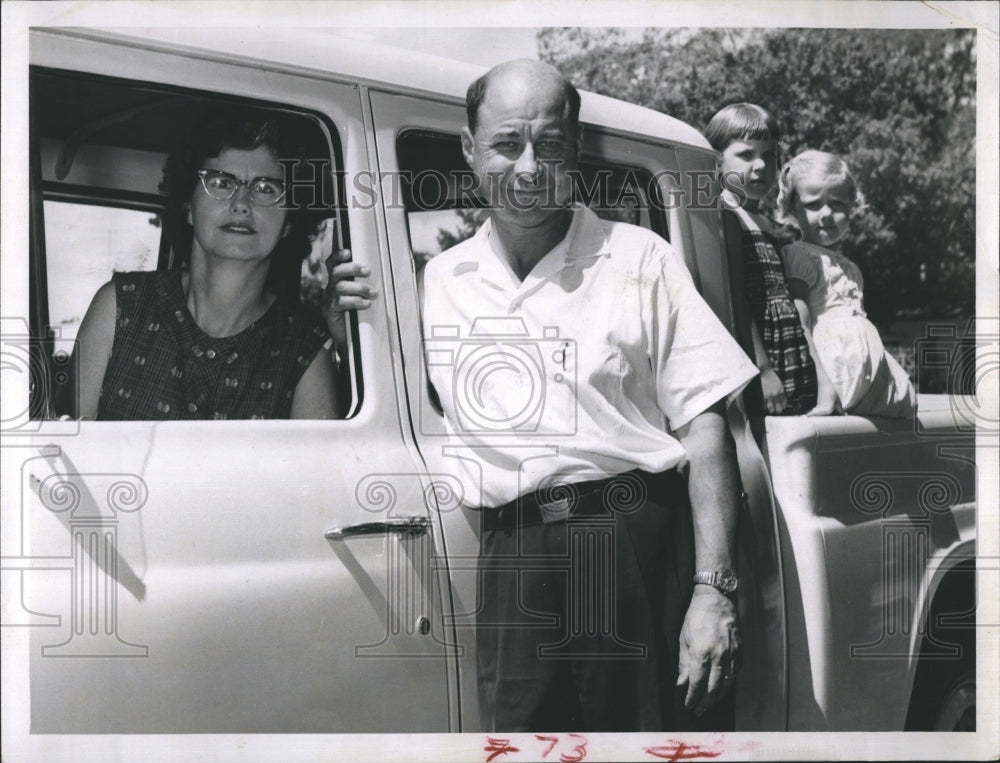 1962 Rev &amp; Mrs Robert Reinhold With New Truck - Historic Images