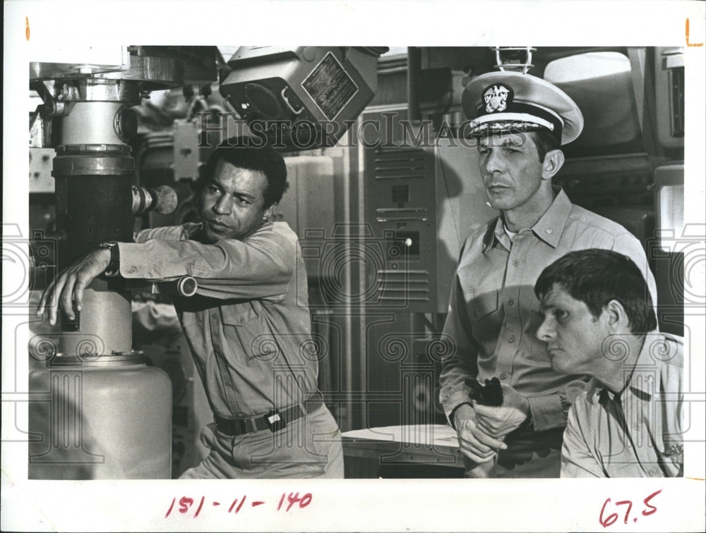 1971 Lloyd Haynes, Leonard Nimoy, Dewey Martin, Assault on the Wayne - Historic Images