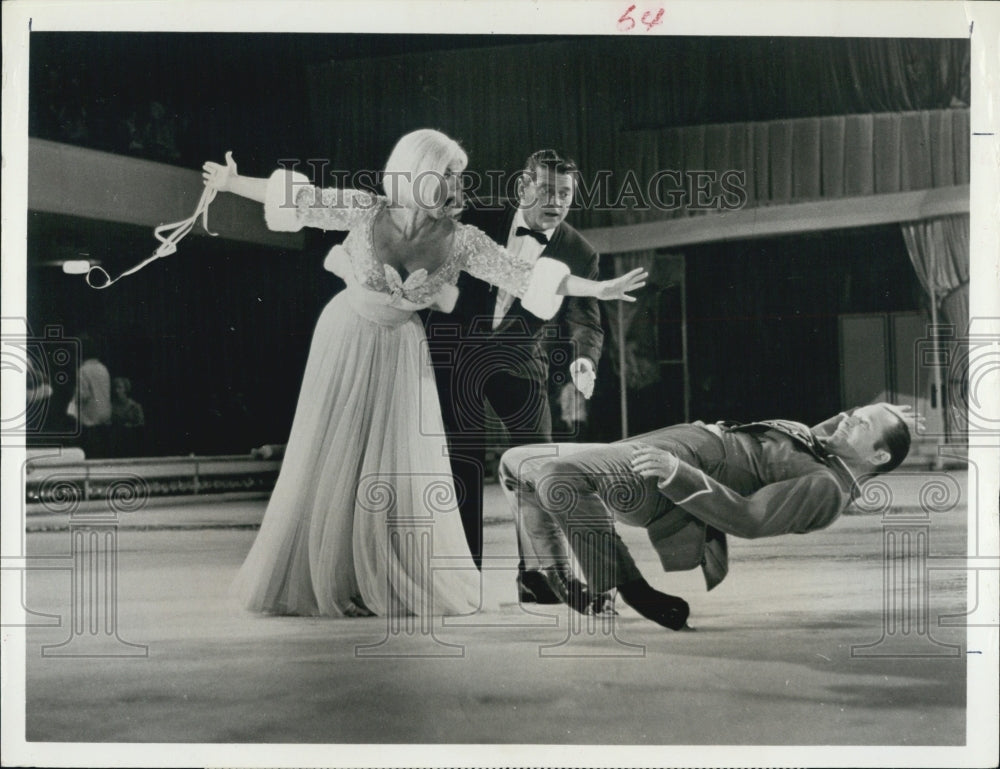 1964 Sheila MacRae Gordon Stars In Winterland On Ice-Historic Images