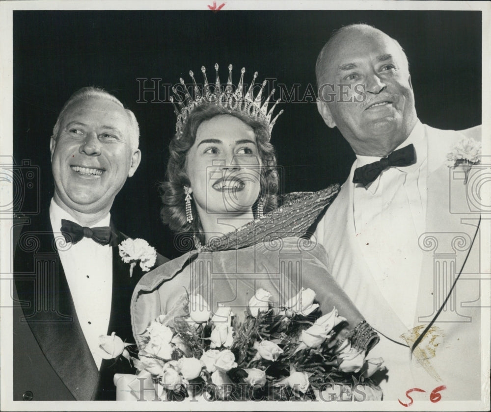 1965 Press Photo Hugh McIntyre and Robert R. Guthrie attend Linda&#39;s coronation - Historic Images