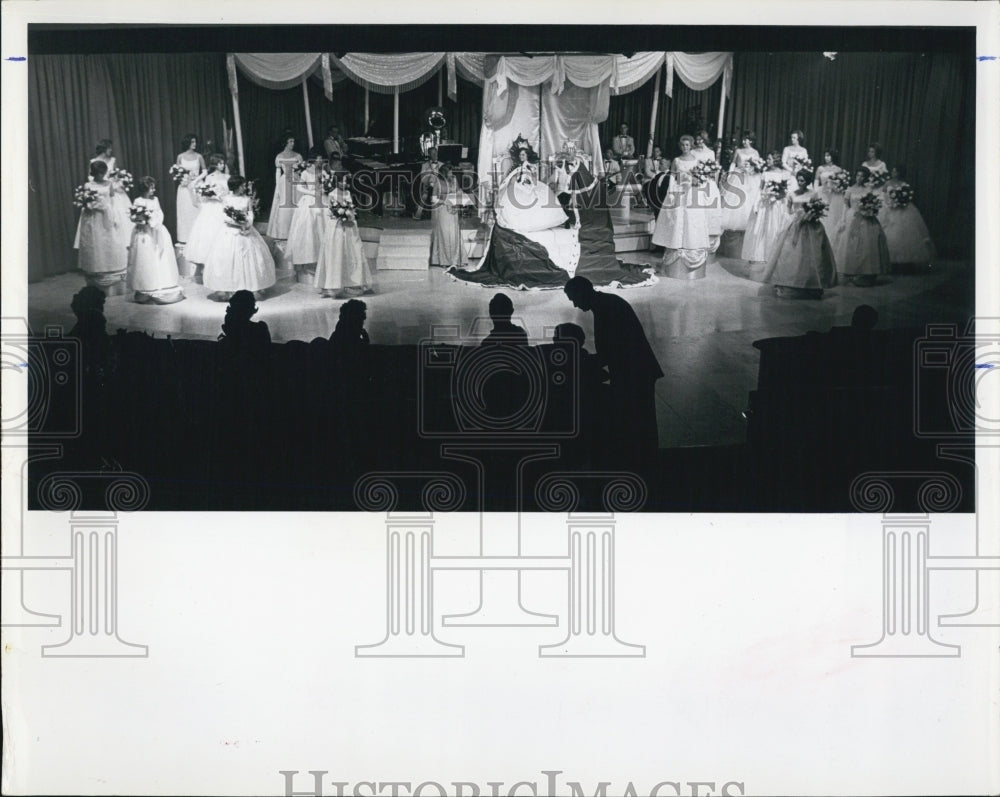 Press Photo Beauty Pageant Garnett J Stallings - Historic Images