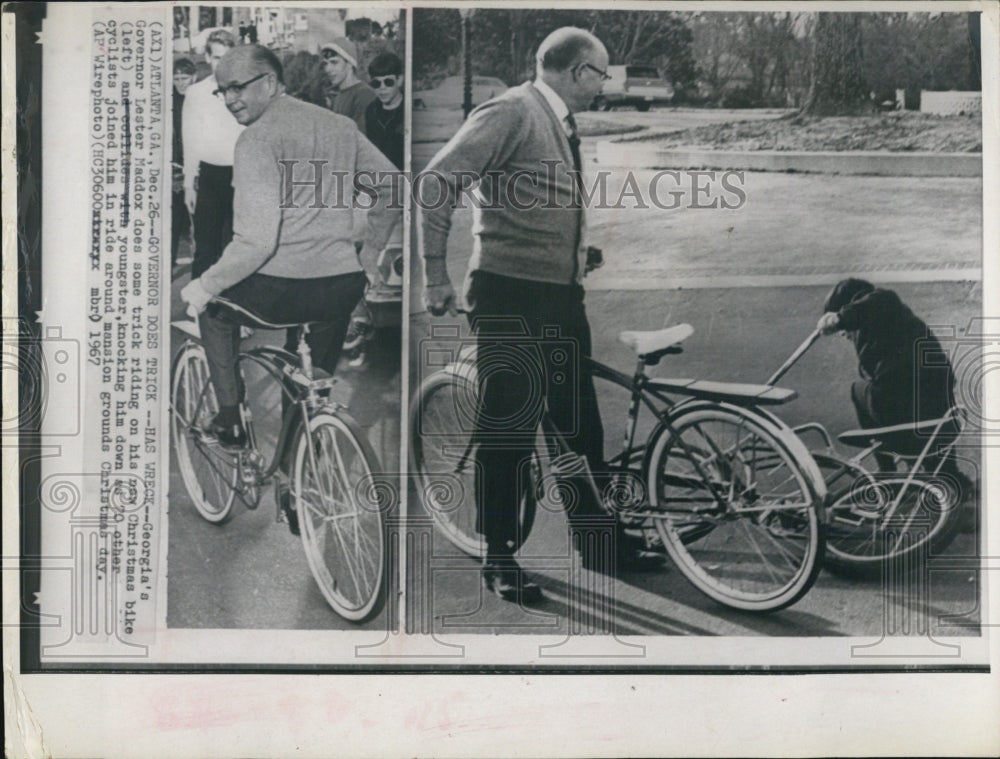 1967 Press Photo Gov.Lester Madox of Georgia does rick on his bike. - Historic Images