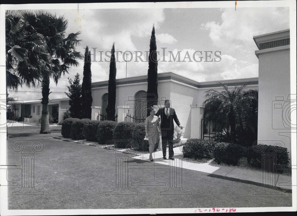 1972 Press Photo Major General &amp; Mrs William Battell&#39;s Home - RSJ01543 - Historic Images