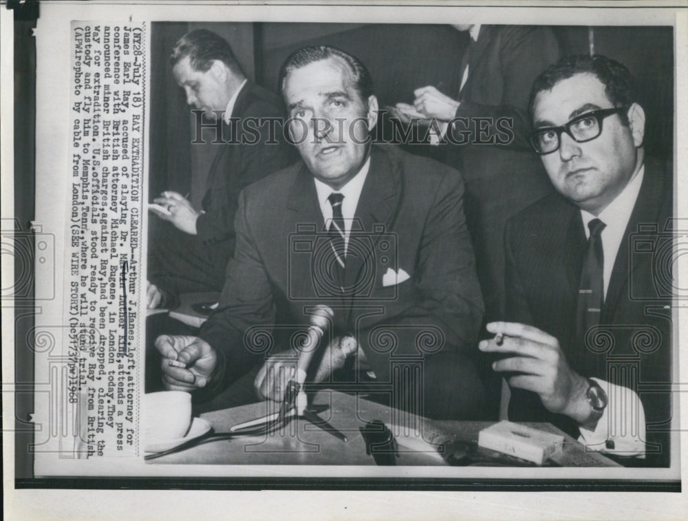 1968 Press Photo Atty. Arthur Hanes and Atty, Michael Eugene. - Historic Images