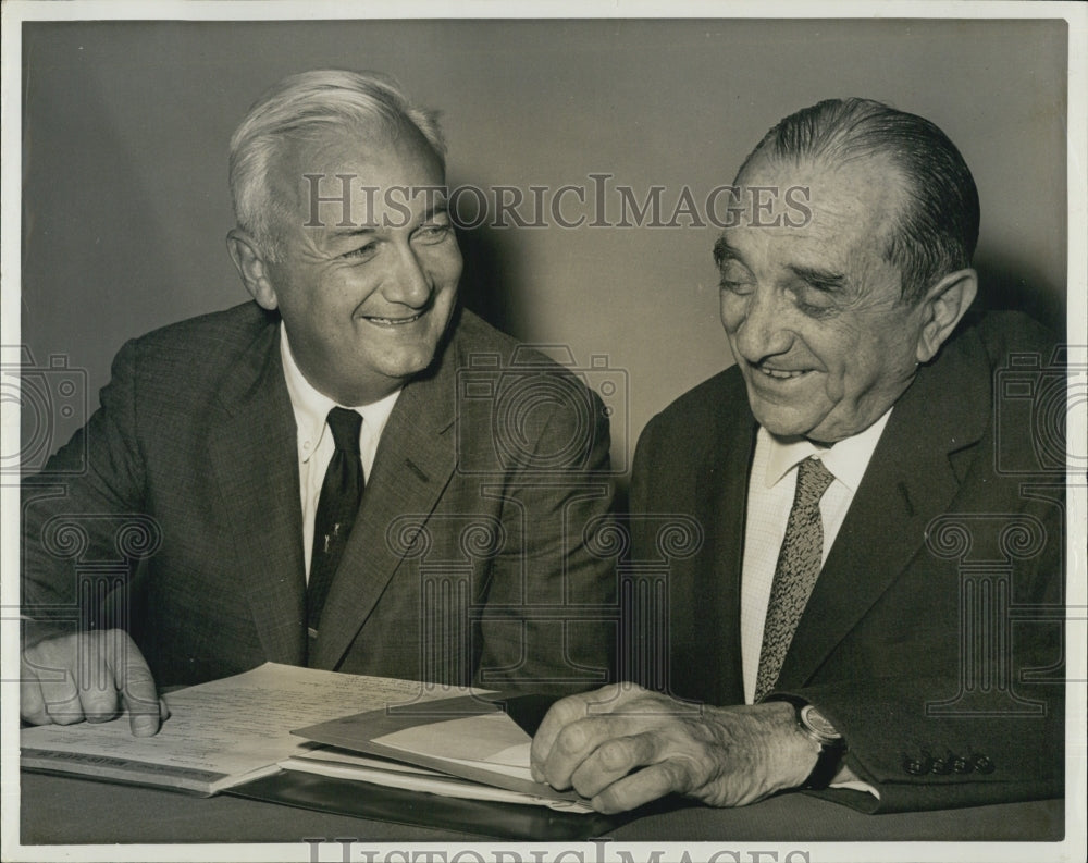 1963 Press Photo Frank E Mackle Jr & Norman K Winston - RSJ01729 - Historic Images