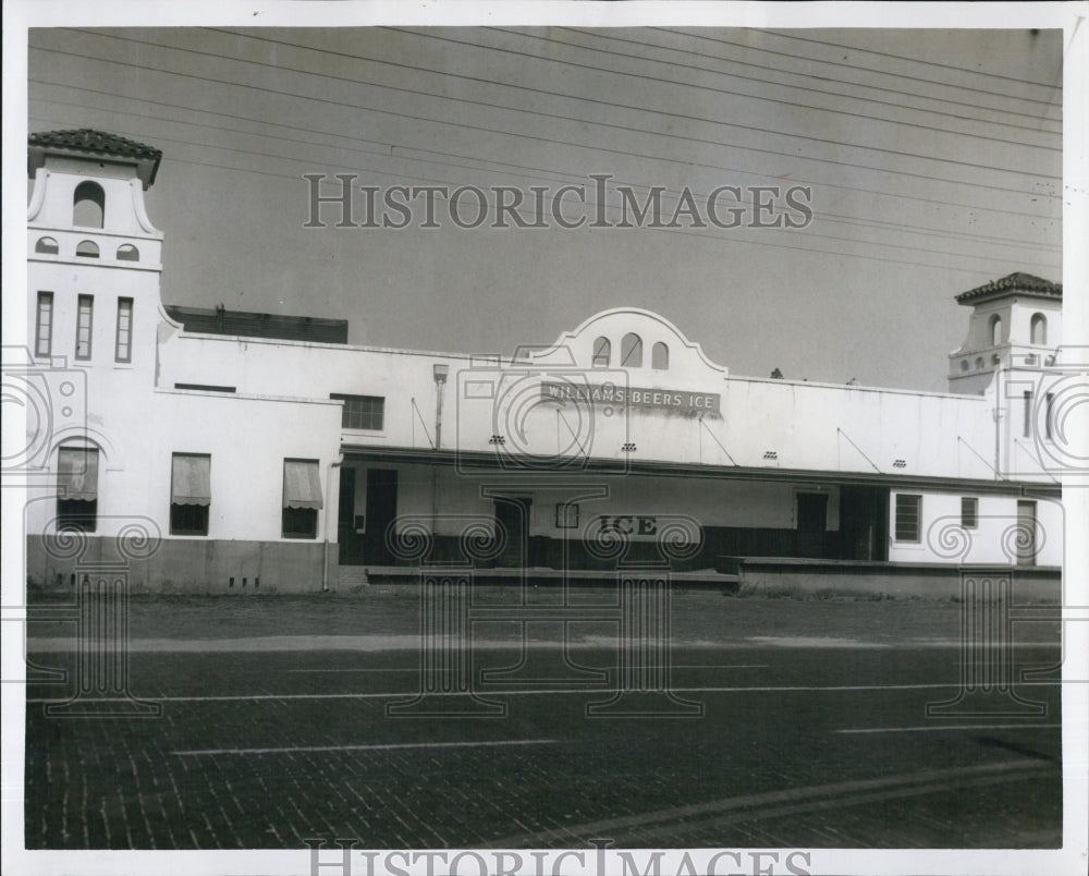 1955 Press Photo William Beers Ice plant exterior of building manufacturer - Historic Images