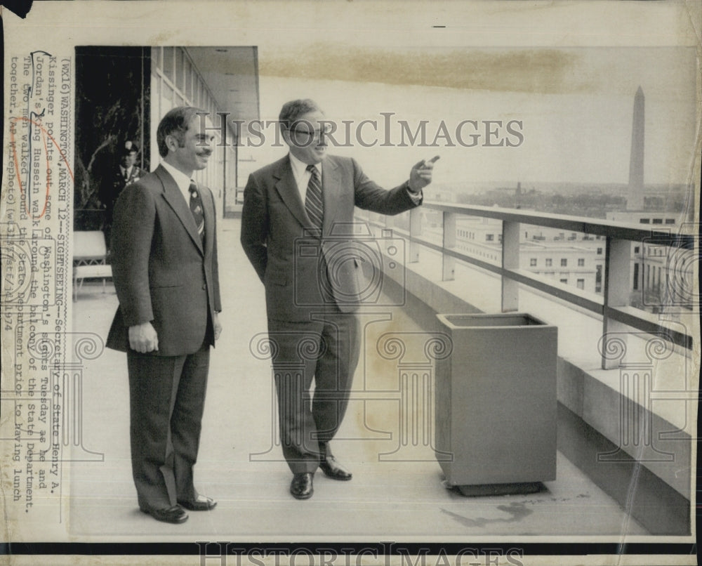 1974 Press Photo Sec of State Henry Kissinger &amp; King Hussein of Jordan - Historic Images