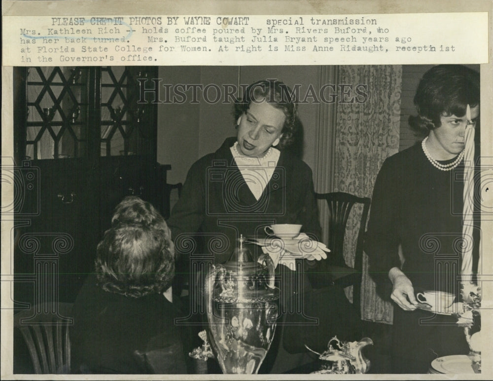 1964 Press Photo Kathleen Rich, Mrs. Rivers Buford,  Ann Ridaught - Historic Images