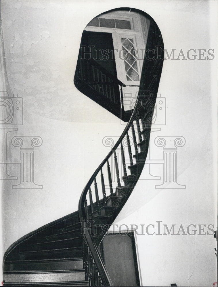 Press Photo staircase - RSJ03947 - Historic Images