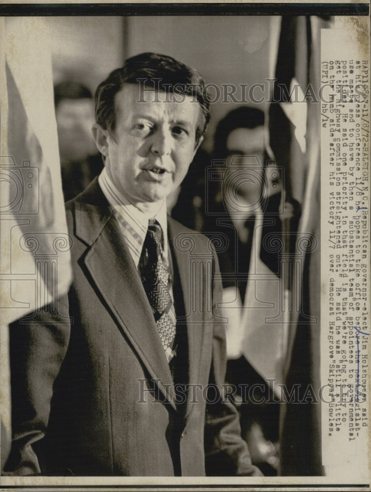 1972 Press Photo Republican Gov Elect Jim Holshouses - Historic Images