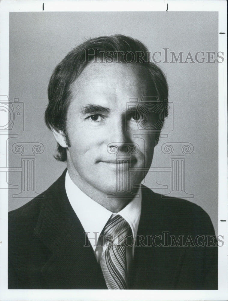 1977 Tom Jarriel Reporter For ABC Saturday News Program-Historic Images