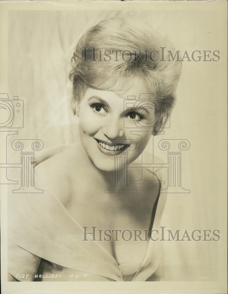 1960 Press Photo Judy Holiday in Her First Musical "Gigi" - Historic Images