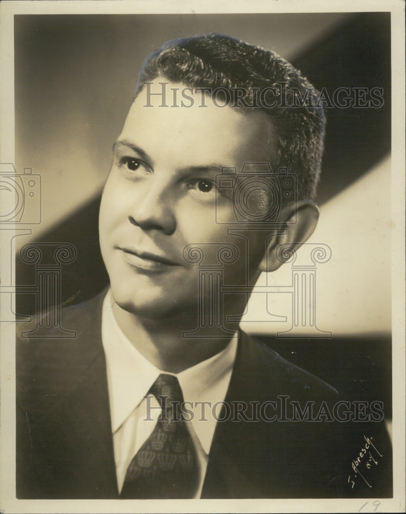 1952 Press Photo Louis Hollingsworth, Who Came to NY City to Study Music - Historic Images