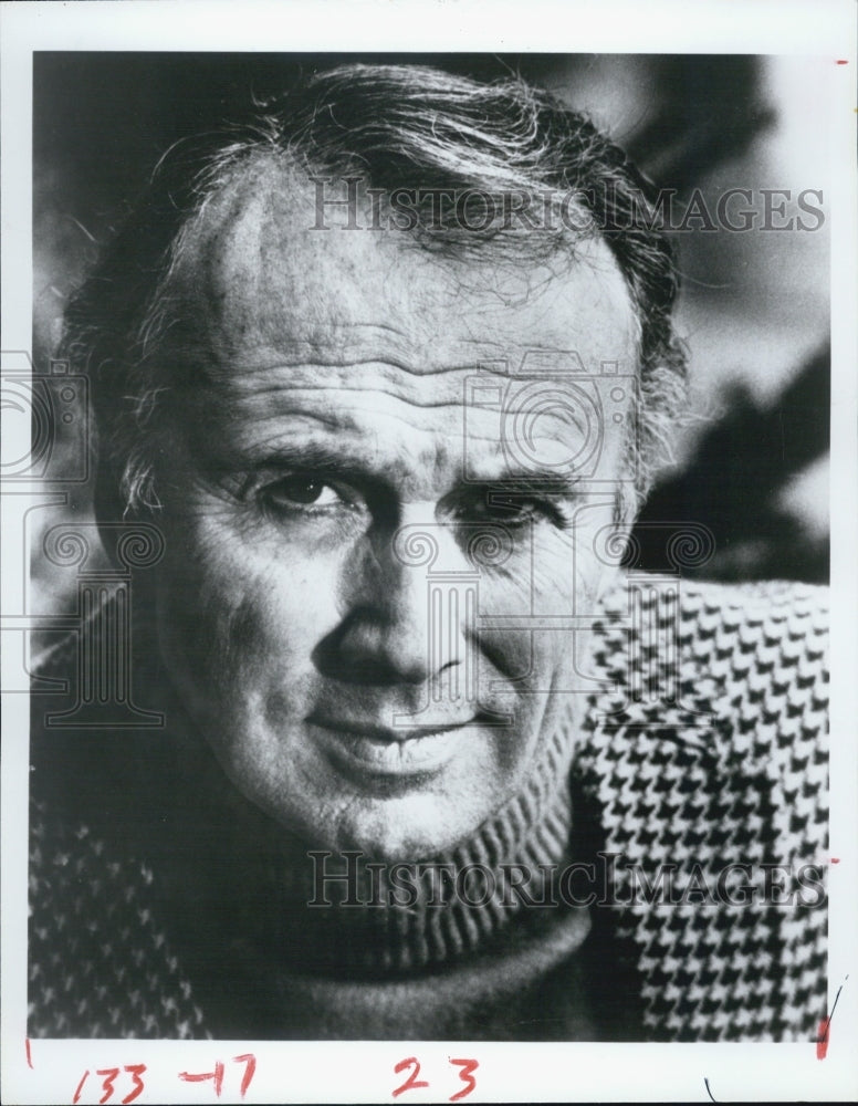 1984 Press Photo Actor Richard Kiley - RSJ05103 - Historic Images