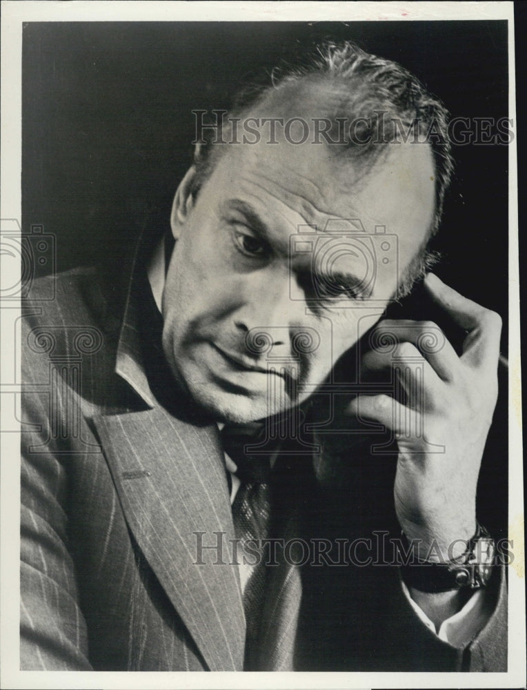 1968 Press Photo Richard Kiley in "Garrison's Gorillas-War and Crime" - Historic Images