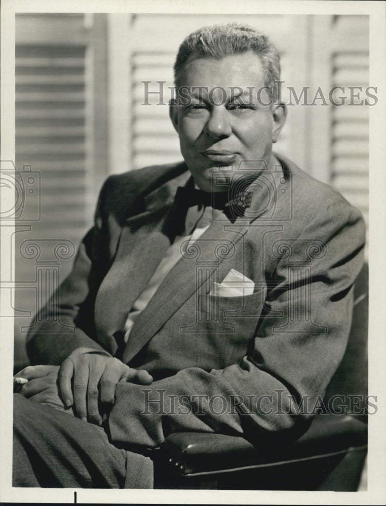 1965 Press Photo NBC President Robert E. Kinter - Historic Images