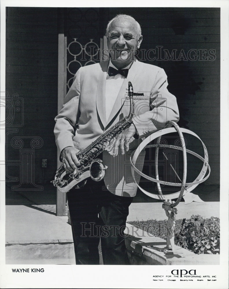 1974 Press Photo Wayne King &quot;The Waltz King&quot; - RSJ06441 - Historic Images