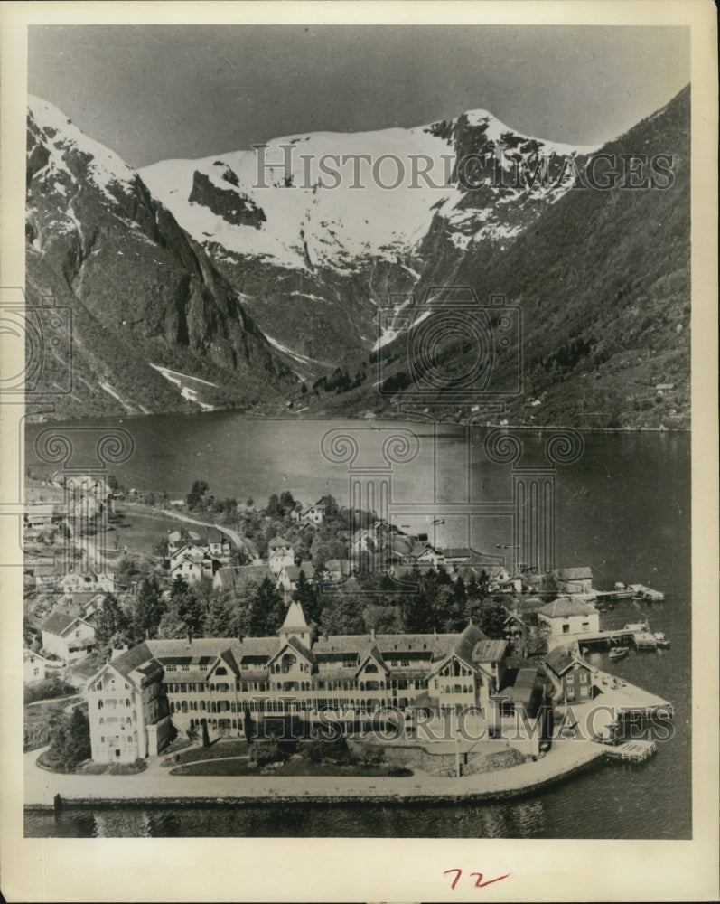 1964 Press Photo Balestrand Resort in Norway - Historic Images