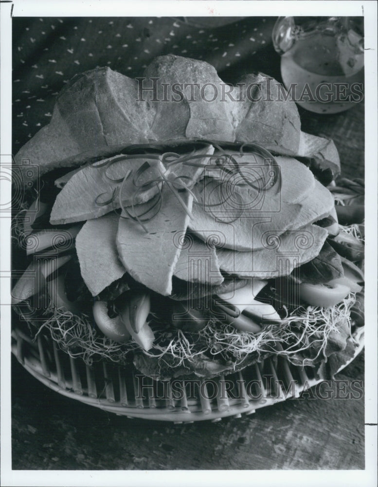 1987 Press Photo Pork Poor Boy  Loin Roast Vegetables Meat - Historic Images