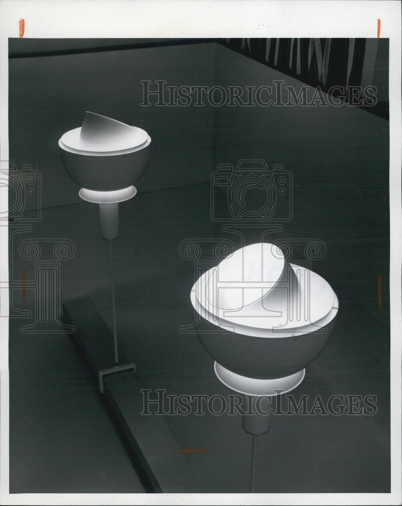 1957 Press Photo lamps - Historic Images