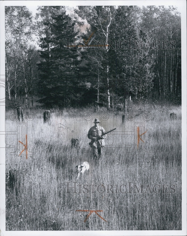 1956 Press Photo Pheasant hunter - RSJ06991 - Historic Images