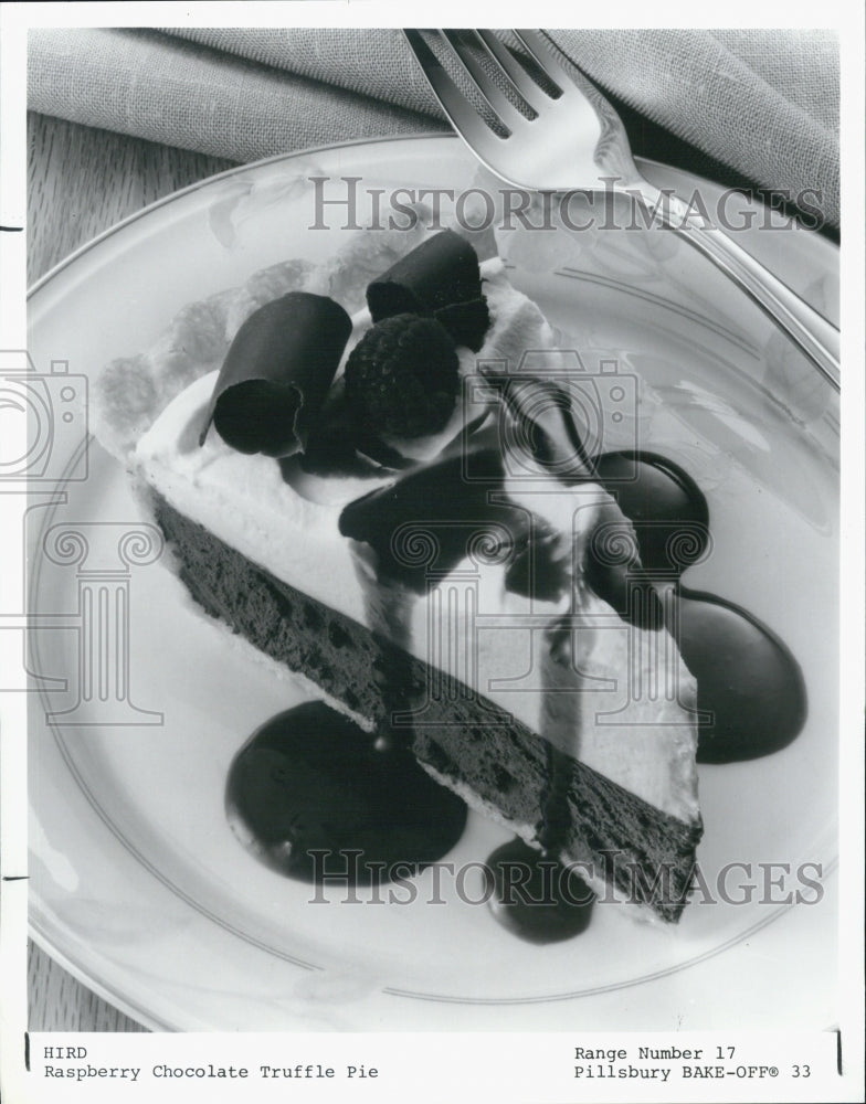 1988 Press Photo Raspberry Chocolate Truffle Pie - Historic Images