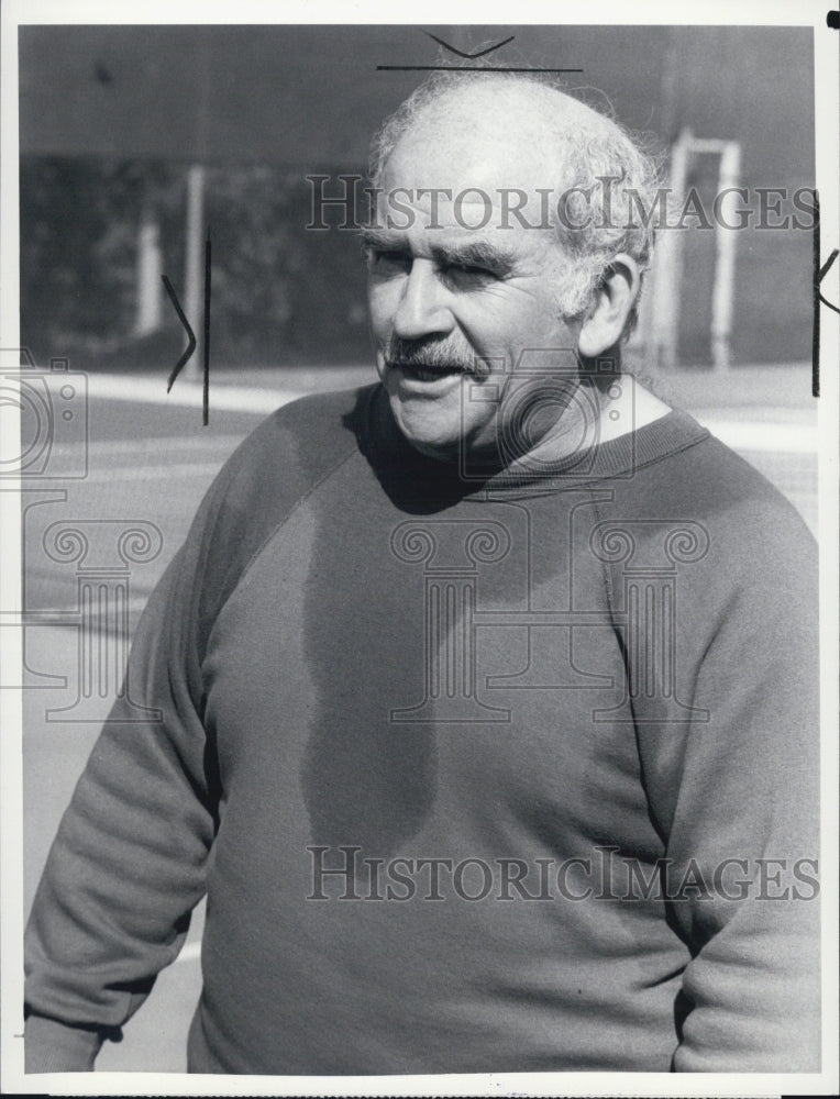 1984 Press Photo Actor Ed Asner star in Anatomy of an Illness. - RSJ07361 - Historic Images