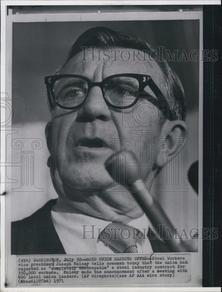 1971 Press Photo Steel Workers President Joseph Molony Speaks To Union Workers - Historic Images