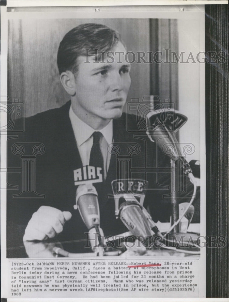 1963 Press Photo Robert Mann Student California News Conference - RSJ08327 - Historic Images