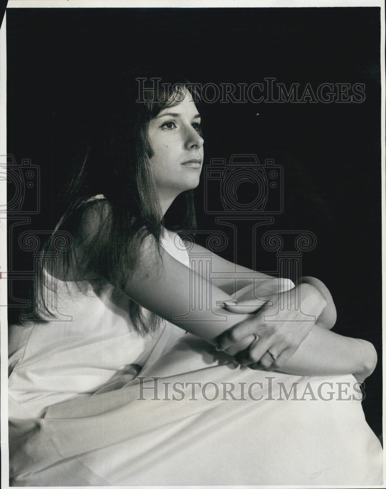 1968 Press Photo Marti Maraden Stage Actress Greek Play - Historic Images