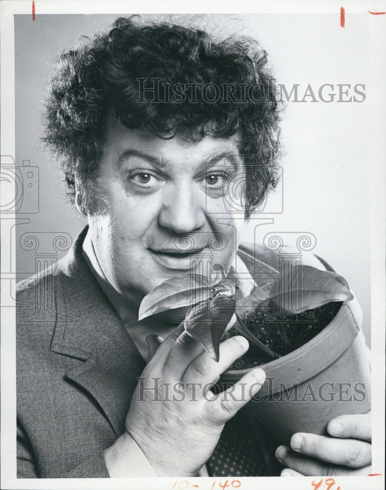 Press Photo George Demosthones Savalas - RSJ08883 - Historic Images