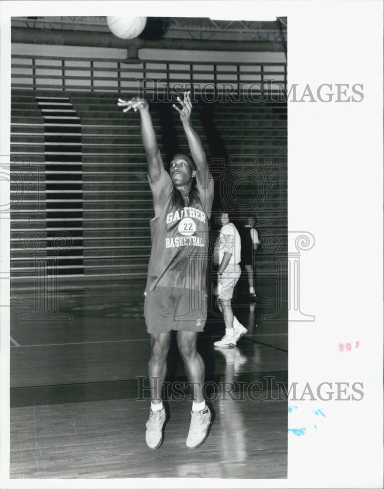 1993 Press Photo TJ Lewis Gaither Basketball - RSJ08923 - Historic Images