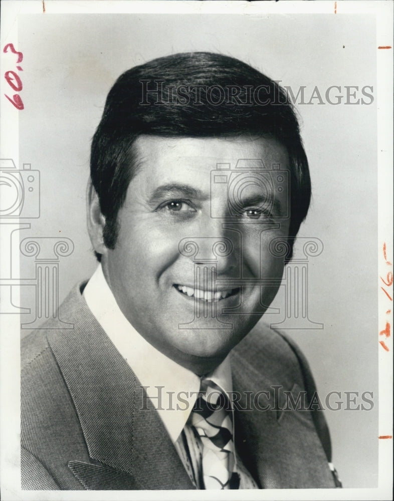 1975 Press Photo Monty Hall on &quot;Let&#39;s Make A Deal&quot; - Historic Images