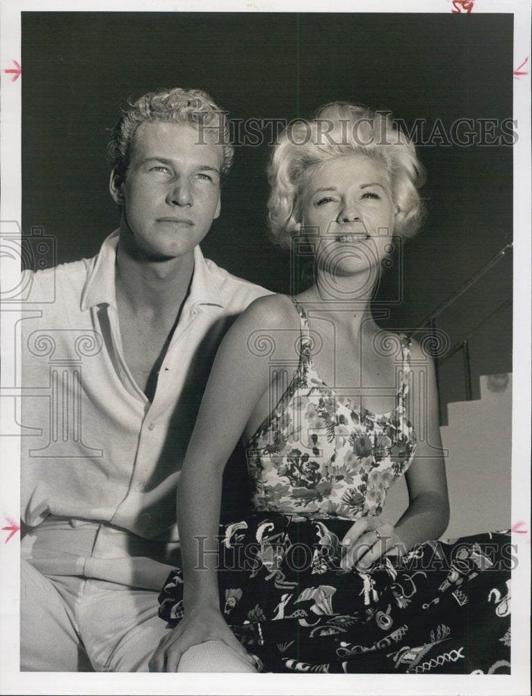 1959 Press Photo Mr Mrs Wid Watson at Holiday Isles - Historic Images